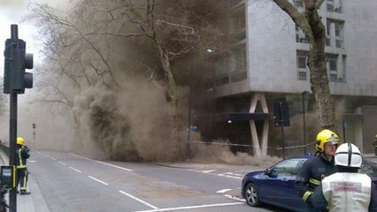 Londres : les images impressionnantes d'un incroyable incendie souterrain