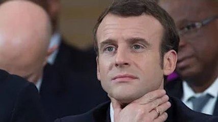 Élysée: cette grosse erreur que macron essaye de réparer