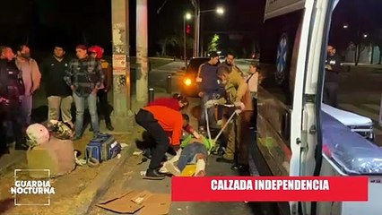 Con severas lesiones terminó un motociclista que se impactó contra la parte trasera de un taxi