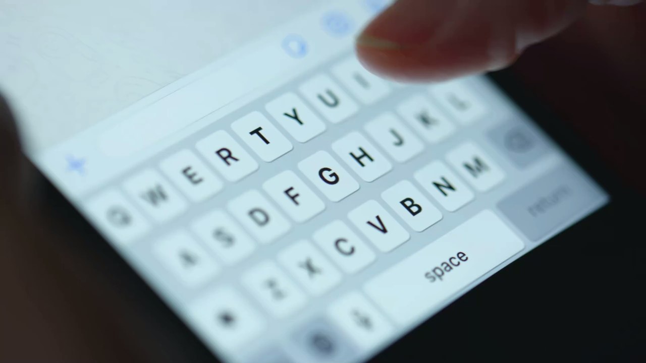 Beziehungsmodell der Zukunft? Mehr als jeder Dritte kann sich Beziehung mit einem Avatar vorstellen