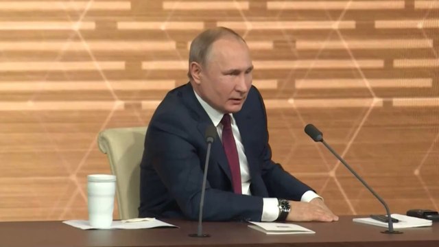 Putins Maschen: Heiße Dolmetscherin soll Donald Trump ablenken