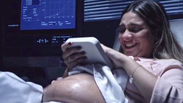 Une future maman aveugle voit l'échographie de son bébé grâce à la technologie 3D