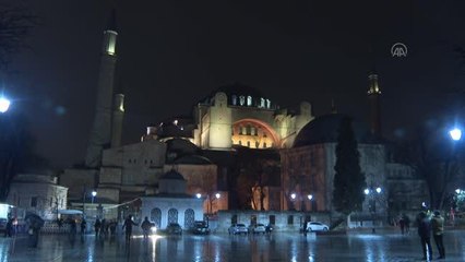 Ayasofya-i Kebîr Câmi-i Şerîfinde kandil programı düzenlendi