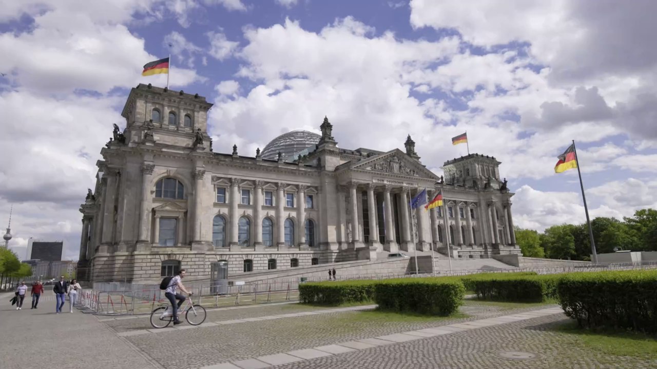 Bundestags-Wahlwerbespots 2021: Es ist einfach alles dabei!