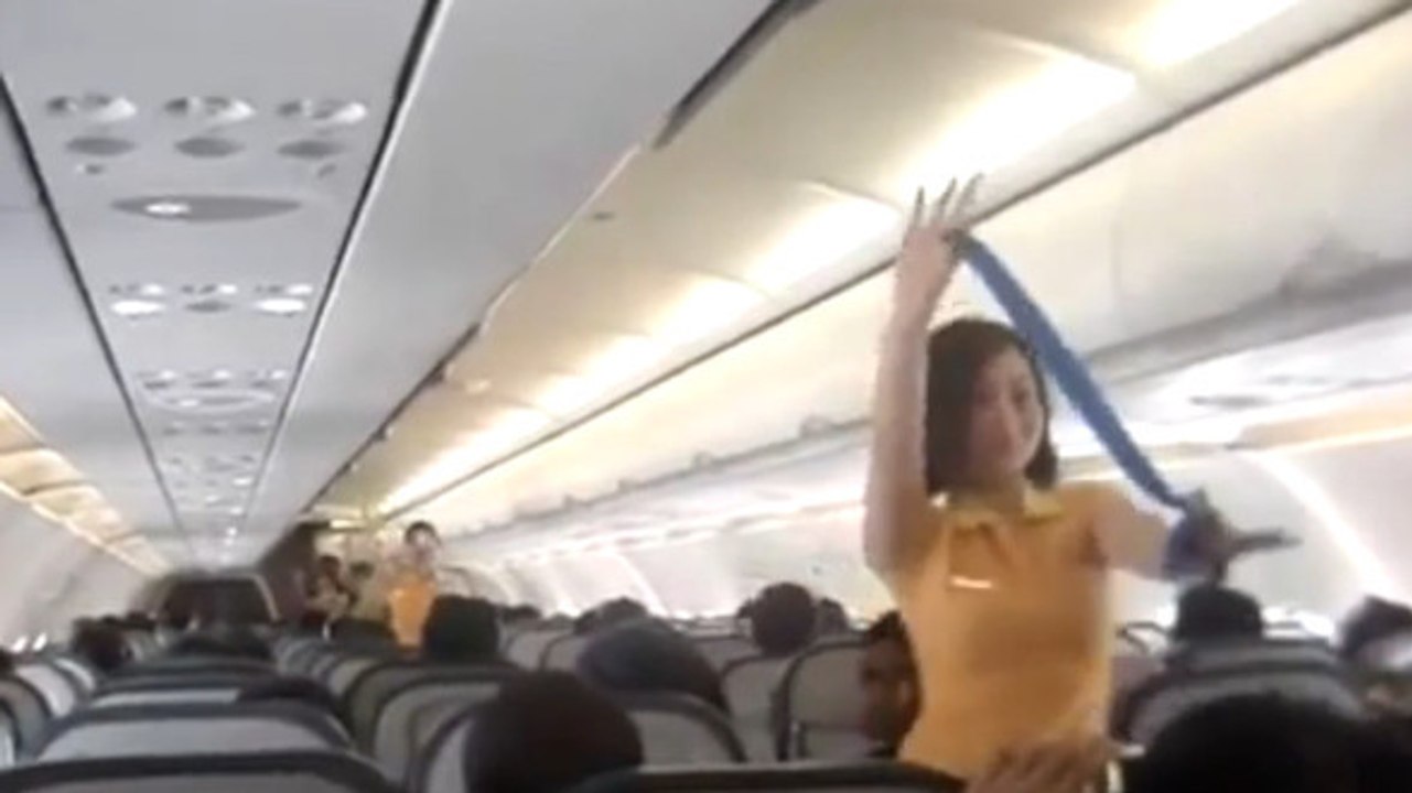 Une compagnie aérienne trouve une idée géniale pour donner les consignes de sécurité