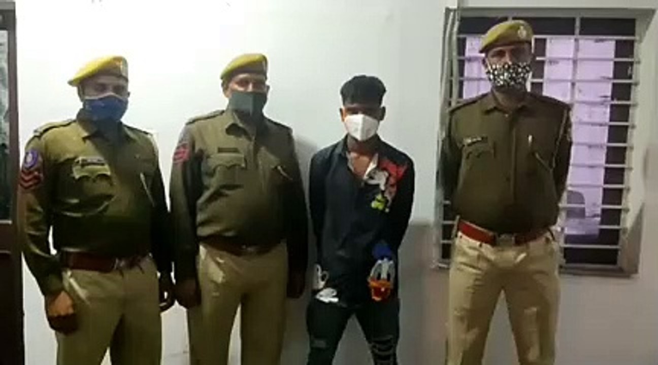 शातिर नकबजन गिरफ्तार, चोरी के एलइडी व आभूषण बरामद