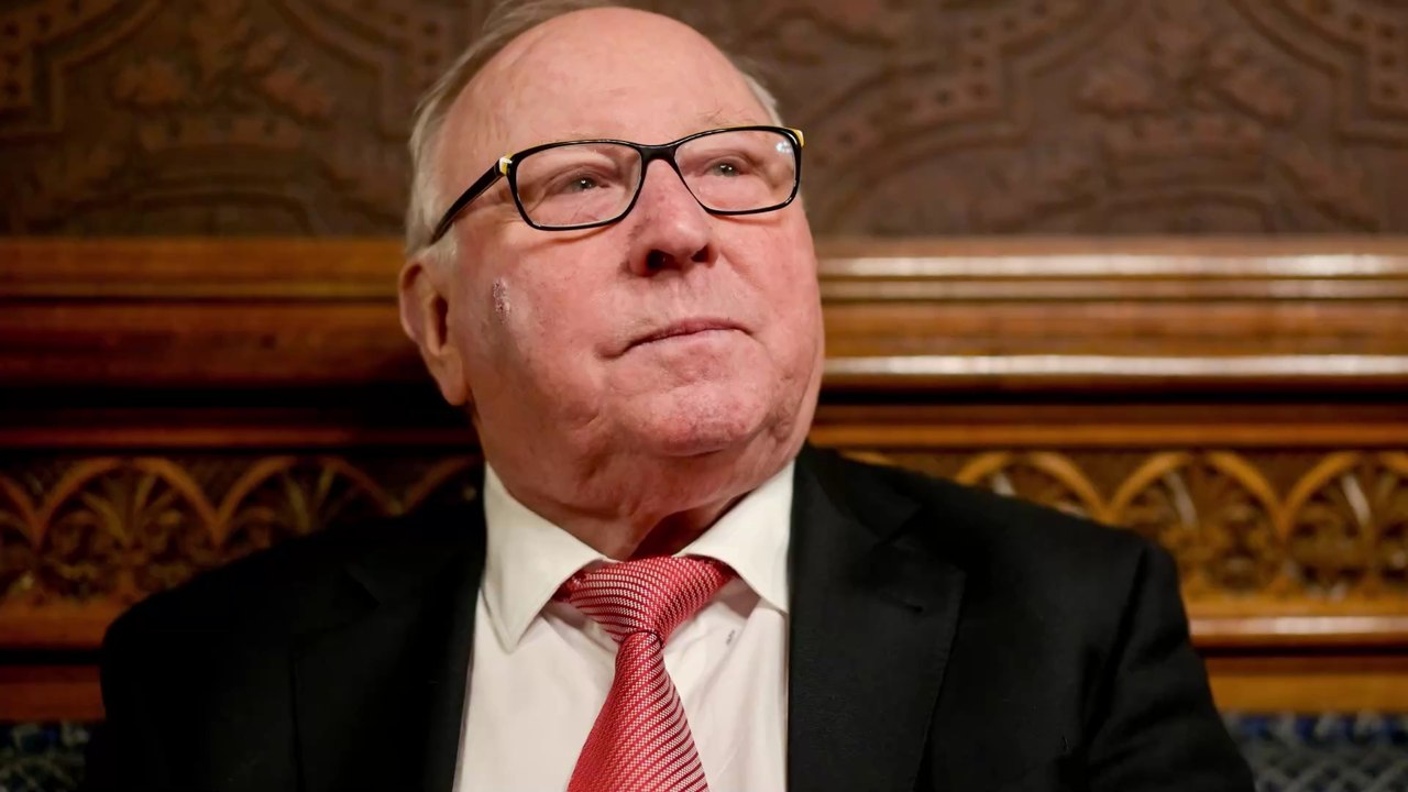 Erneut Sorge um HSV-Idol Uwe Seeler: 'Der Arzt hat ihm geraten, sich zu schonen'