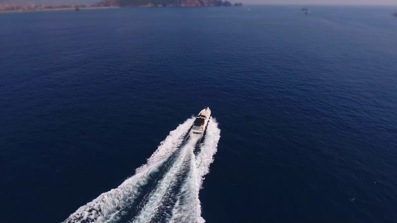 'Star Wars': Preisgekrönte Yacht sieht aus wie ein Sternenjäger