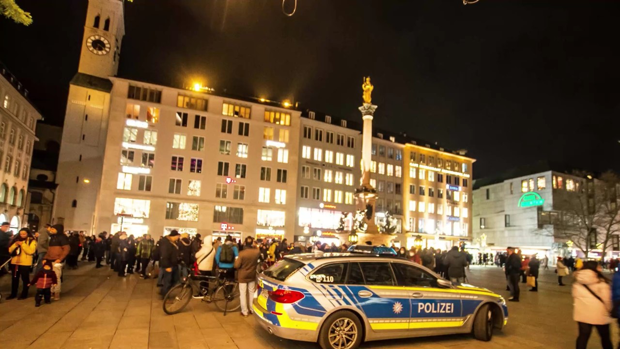 'Kritische Zahl von Omikron-Infizierten überschritten': Deutschland droht der Lockdown