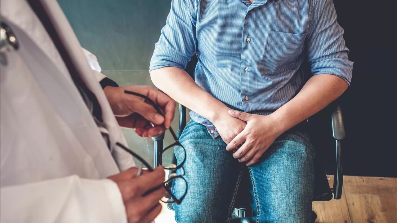 Prostatakrebs: Auf diese ersten Anzeichen solltet ihr achten