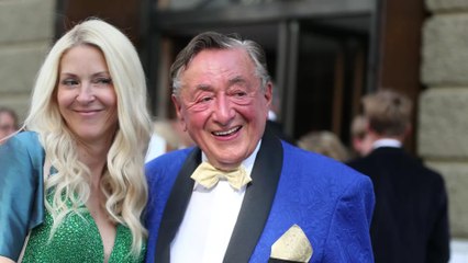 Richard Lugner: Sein Bienchen ist geimpft - "Ich bin jetzt ein ganz normaler 2G-Mensch der Gesellschaft"
