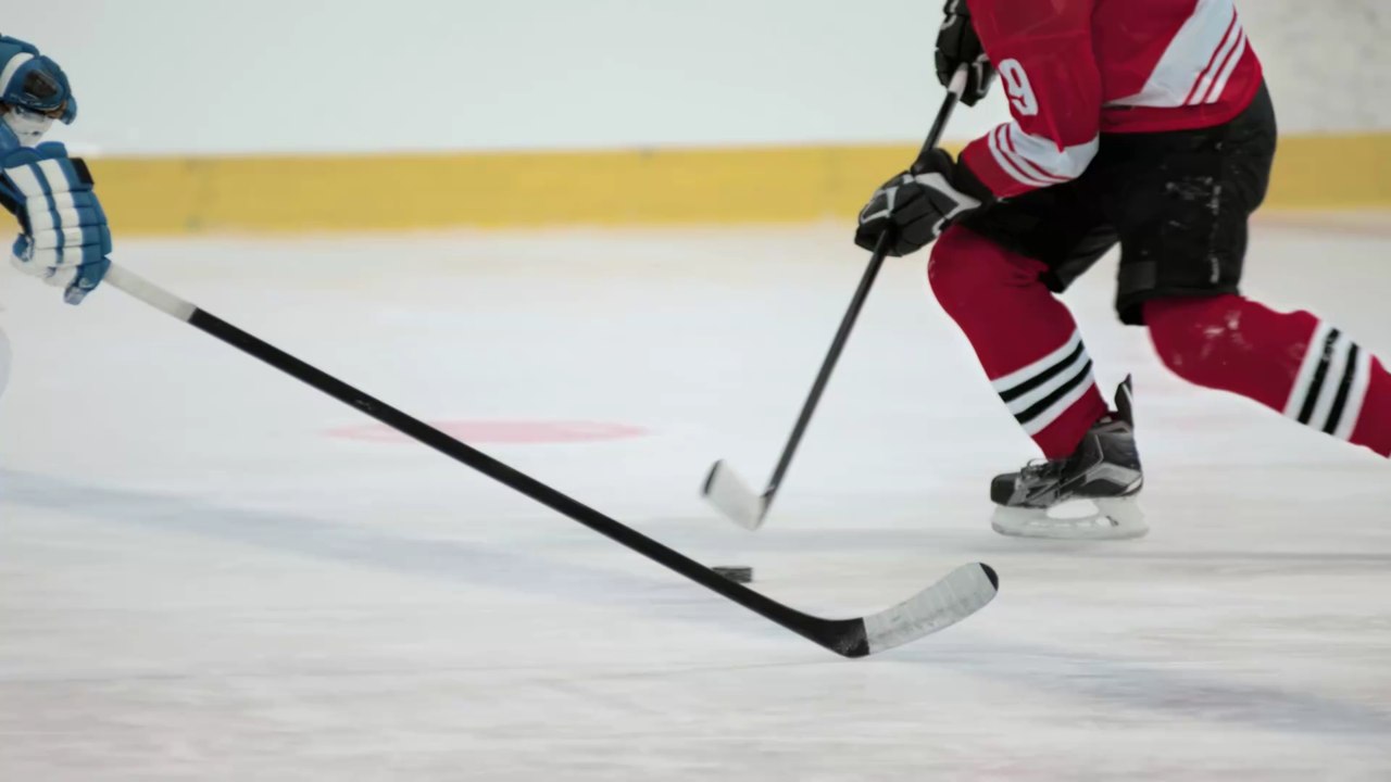 'Der Leberfleck ist möglicherweise Krebs': Medizinstudentin rettet Zeugwart per Ferndiagnose das Leben