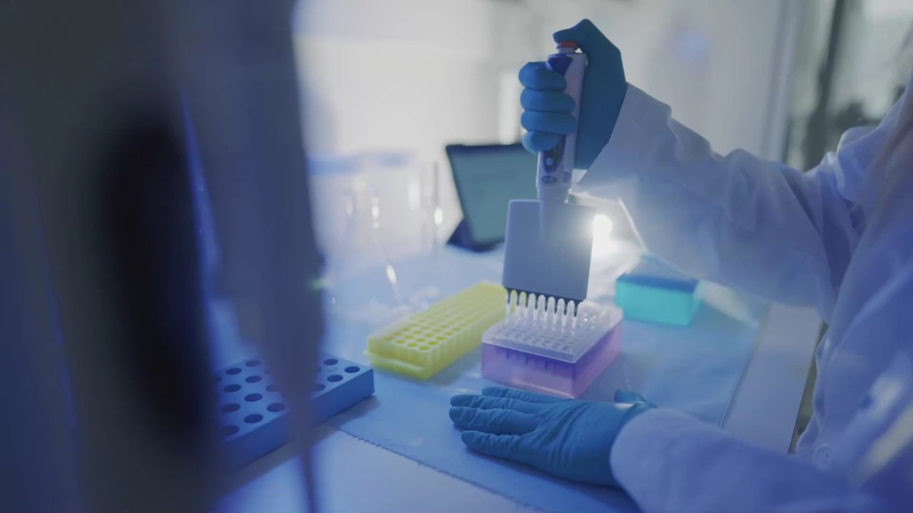 DNA-Test deckt auf: Mann hat 18 Halbgeschwister