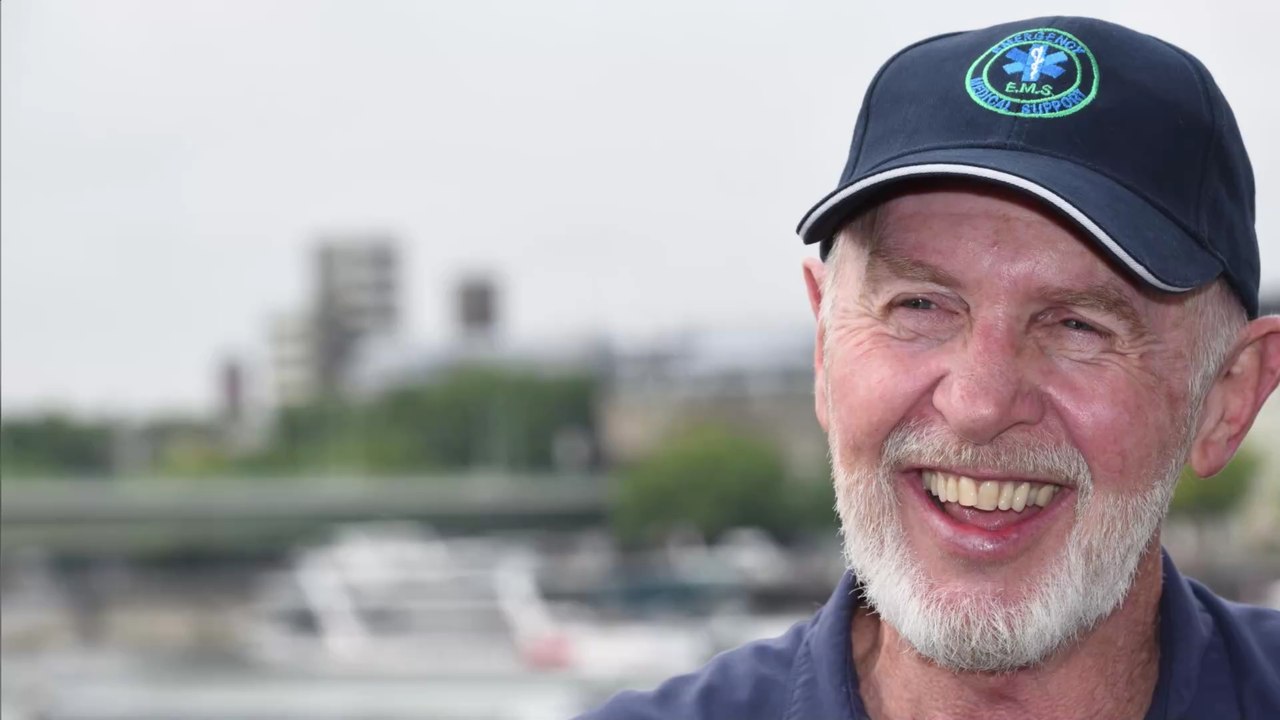 'Sonst habe ich kein Geld verdient': Dschungel ist Dr. Bobs einzige Einnahmequelle