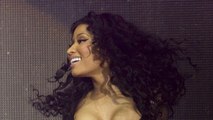 Nicki Minaj laisse échapper un téton au Wireless Festival