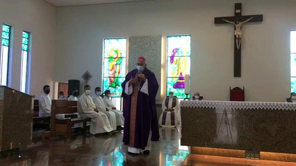 Bispo celebra rito de reparação em igreja que padre foi encontrado morto no Pernambuco