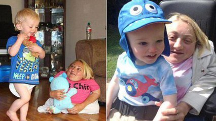 Handicapée, cette maman est deux fois plus petite que son enfant de 19 mois