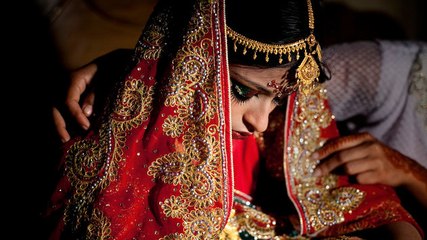 Les photos déchirantes d'une jeune femme forcée de se marier au Bangladesh