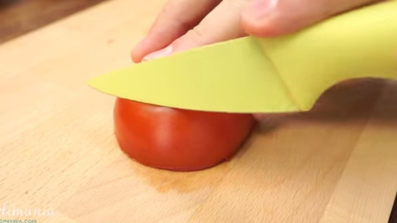 Votre couteau ne coupe plus ? Voilà comment l'aiguiser très facilement