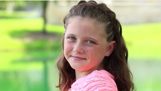 Ce bandeau est très élégant. Parfait pour les cheveux mi-longs