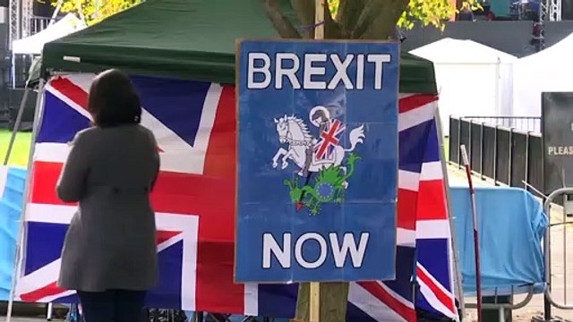 Brexit: Suspensão de controlos agita as águas entre Londres e Bruxelas