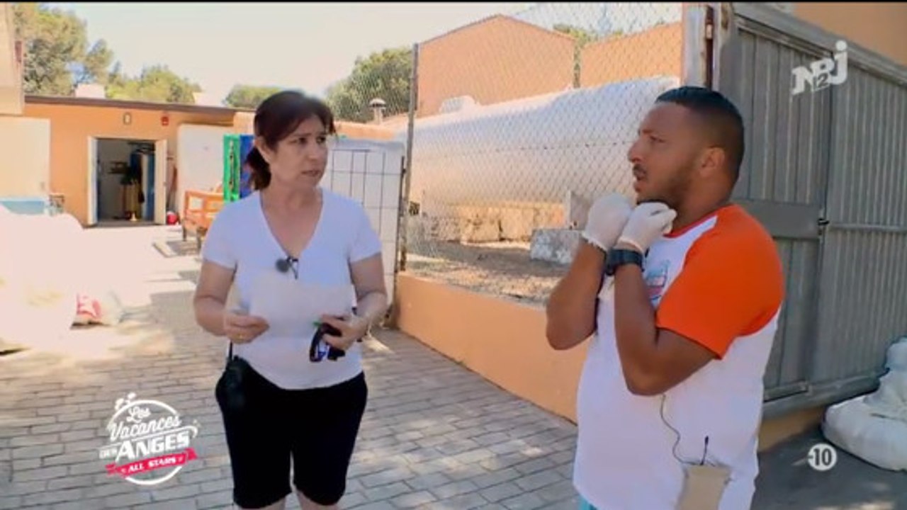 Les vacances des Anges : quand Kamel essaie de parler espagnol