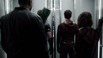Arrow-The Flash : Episode 8, découvrez la bande-annonce de l'énorme cross-over