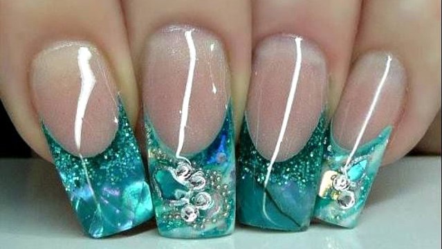 Aquarium nails, la nouvelle manucure tendance venue des Etats-Unis