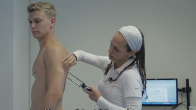 Il arrête les sucres ajoutés et l'alcool pendant un mois, voilà le résultat