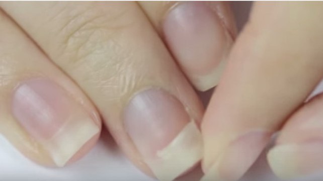 Vous vous êtes cassé un ongle ? Voici comment le réparer en quelques secondes