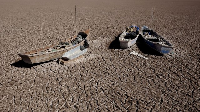 Le 2e plus grand lac de Bolivie est complètement asséché à cause du réchauffement climatique !