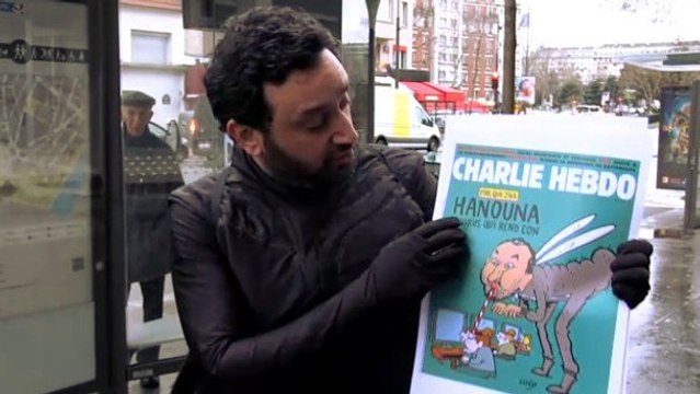TPMP : la réponse intelligente de Cyril Hanouna sur la Une de Charlie Hebdo qui le voit en moustique porteur de virus
