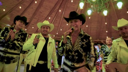 Banda Rancho Viejo De Julio Aramburo La Bandononona - Y Te Vi Con Él