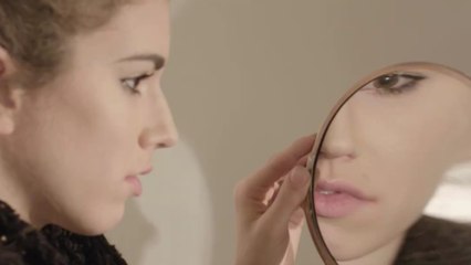 Une jeune femme se livre sur ce trouble compulsif peu connu nommé dermatillomanie