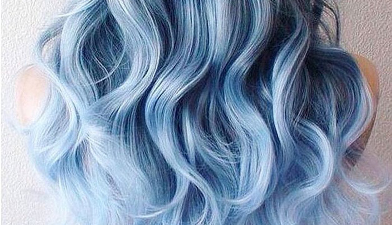 Tendance beauté : la coloration denim
