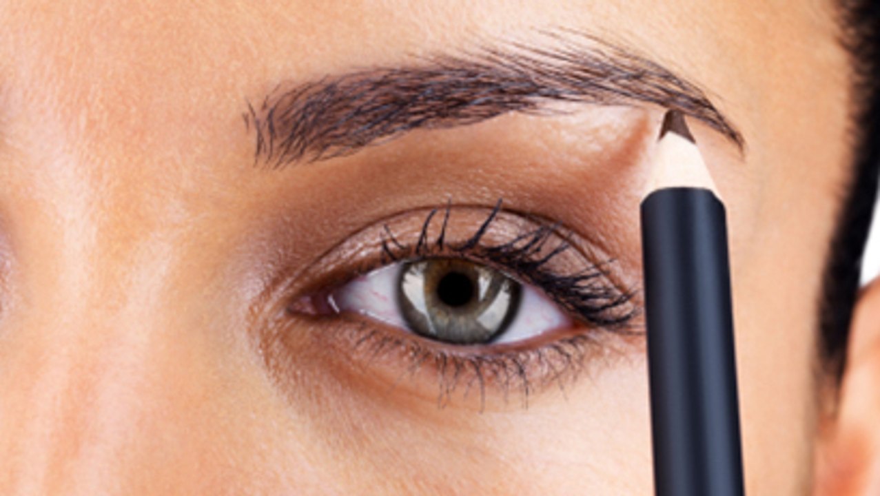 Comment bien maquiller ses sourcils ?
