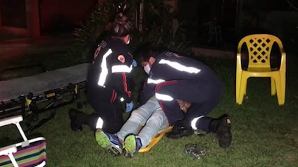 Homem é assaltado e bandidos o atropelam com o próprio carro durante a fuga