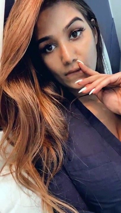 Poonam Pandey hot and sexy live chat on Instagram