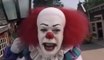 Le clown effrayant du film d'horreur "Ça, il est revenu" est de retour... avec Bill Skarsgard pour l'interpréter !