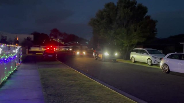 Warrnambool Maneroo Court Christmas lights display - December 23, 2021 - Warrnambool Standard