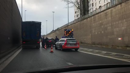 Accident avant le R9 à Charleroi
