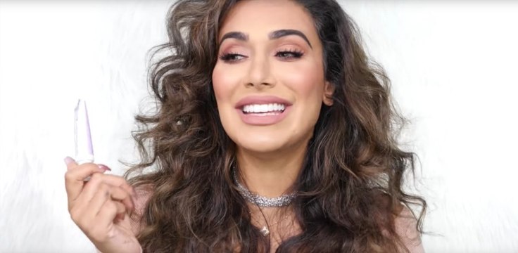 Huda Kattan : la créatrice d'Huda Beauty utilise de la crème contre les mycoses vaginales comme base de teint