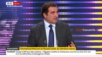 Crise en Ukraine : "Emmanuel Macron est totalement inexistant sur la scène internationale", déplore Christian Jacob