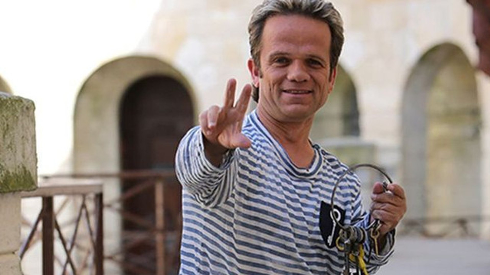 Fort Boyard : Passe-Partout travaille pour la RATP quand le Fort ferme ses  portes !