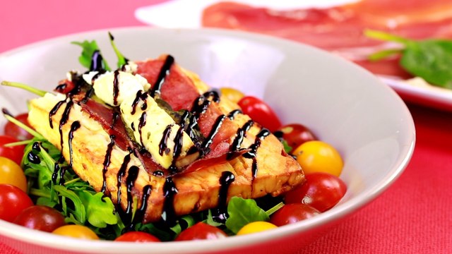 La feta au four : pour redécouvrir ce fromage en hiver !