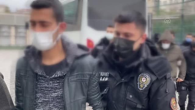 Yakalanan Irak uyruklu 12 DEAŞ şüphelisi adliyede