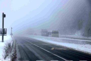 Bolu Dağı'nda yoğun sis etkili oluyor