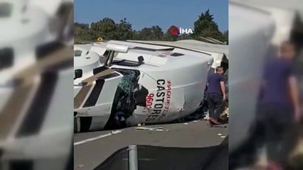 Meksika’da sürücünün öldüğü kazada TIR'daki ürünler yağmalandı