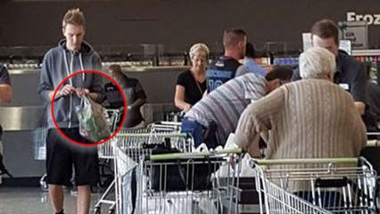 Aarron Nichols : quand la carte bancaire de cette vieille dame ne passe pas à la caisse, il a un geste héroïque