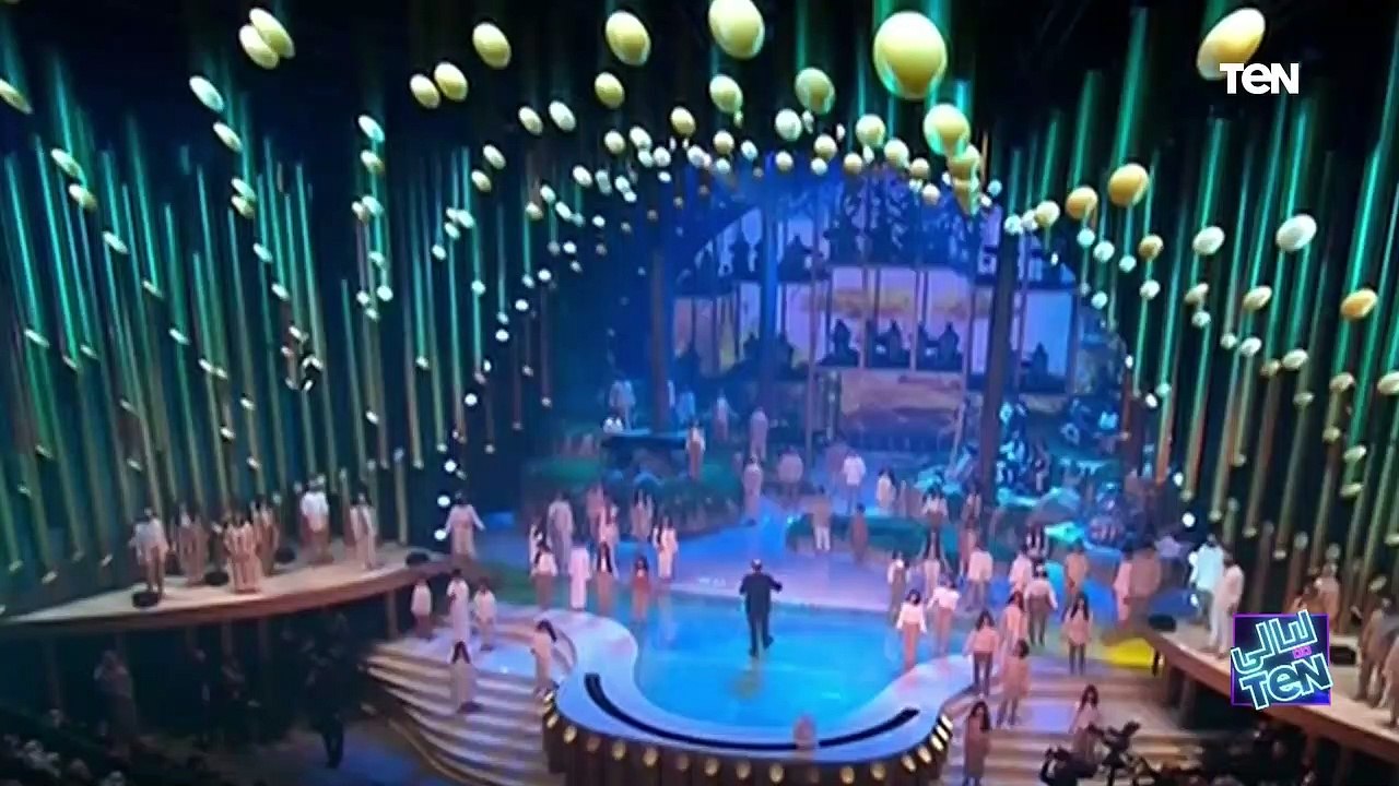 أول ظهور لـ دنيا وإيمي سمير غانم في مهرجان "Joy awards".. وكلام مؤثر عن تكريم والديهم في المهرجان